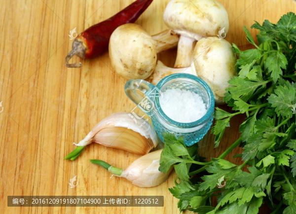 大蒜；蘑菇；chili,pepper