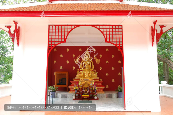 清邁大學(xué)如來佛祖勛爵雕像