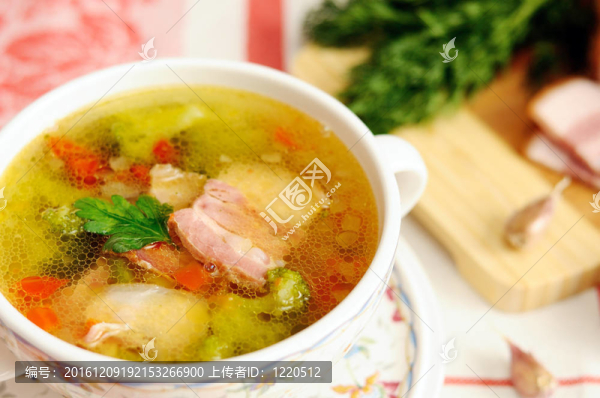 意大利蔬菜培根湯