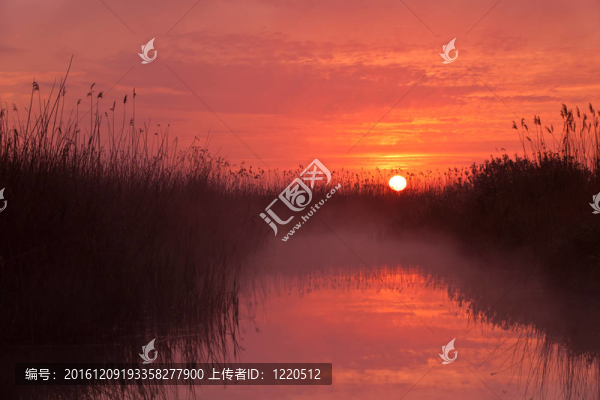 日出湖