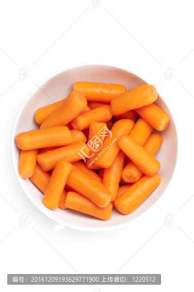 鮮橙色的胡蘿卜