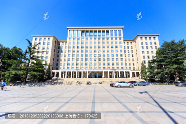 清華大學(xué)校園清華中央主樓
