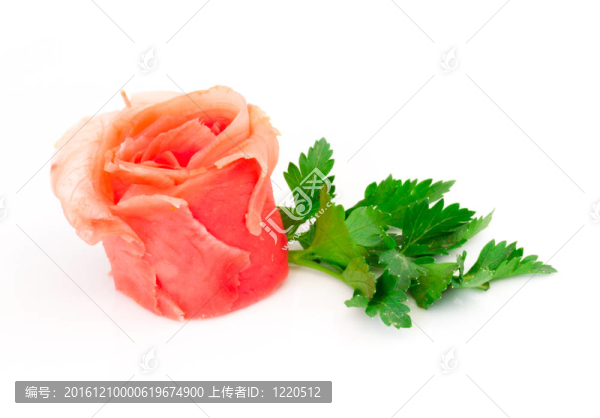 腌姜孤立在白色背景