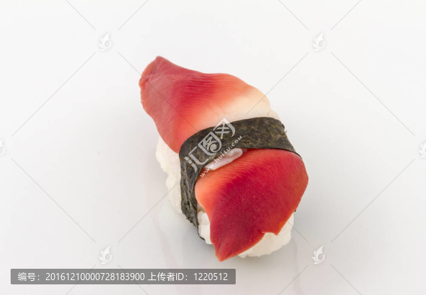 Hokkigai,Mollusc,sushi在白色背景