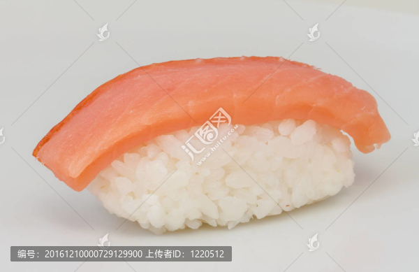 白底三文魚壽司