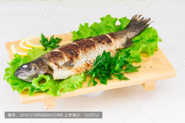 烤鱸魚