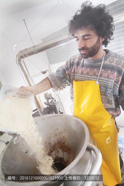 布魯爾將香料中仍