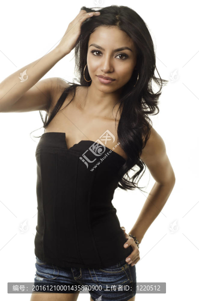 年輕漂亮的女人
