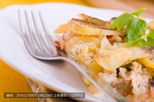 Rice；馬鈴薯和貽貝。