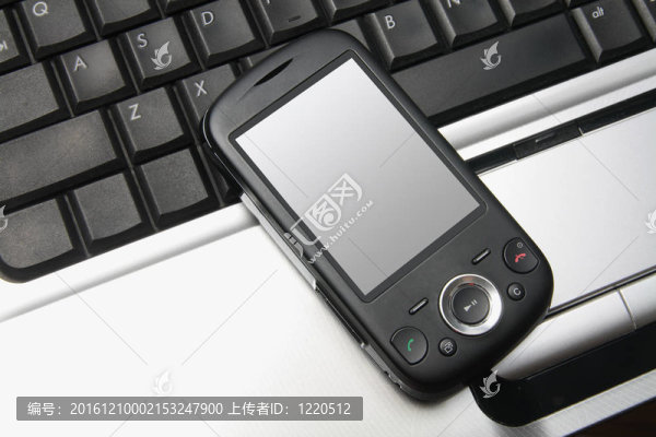 筆記本電腦智能手機(jī)
