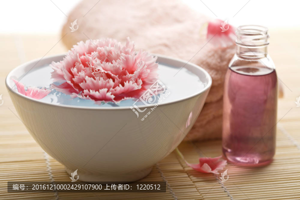 水療和身體護理-毛巾和花碗