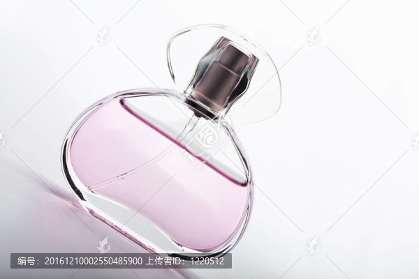 粉紅香水透明瓶