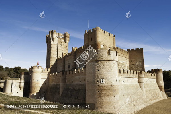 拉莫塔-麥地那坎波廣場著名的古堡；Castille；西班牙