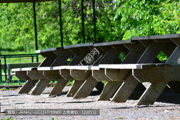 一排排