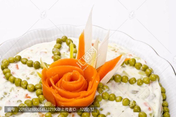 隨著沙拉醬蔬菜沙拉油