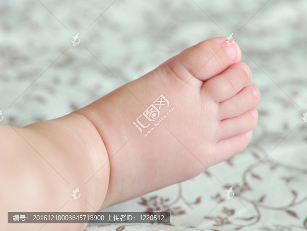 寶寶的腳