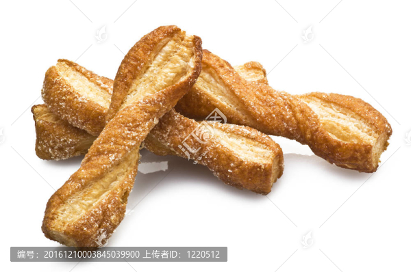 白色背景上的四塊餅干