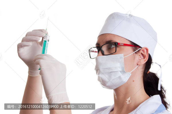 帶注射器的女醫(yī)生