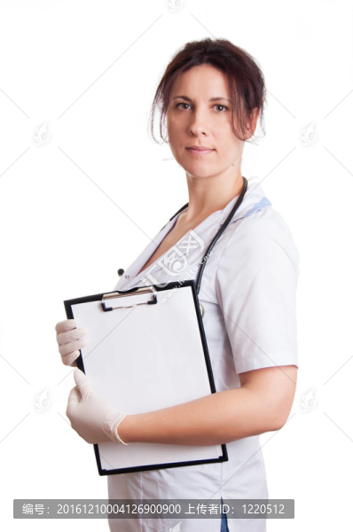 用聽診器和論文醫(yī)生的女人