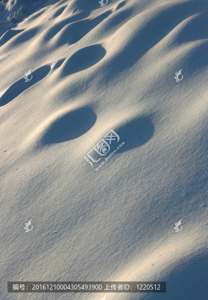 雪丘