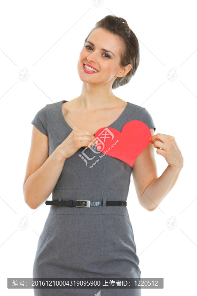 在紙的情人的心衣服的女人