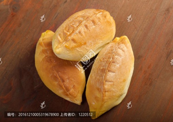 餃子。家里的蛋糕和果醬反對