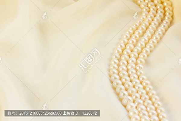 白絲珍珠