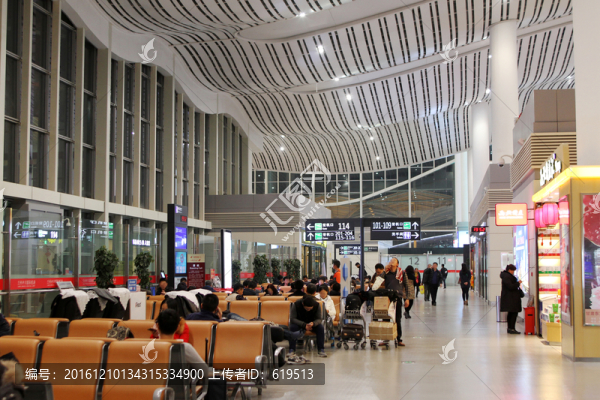 蘭州機(jī)場(chǎng),T2航站樓候機(jī)廳