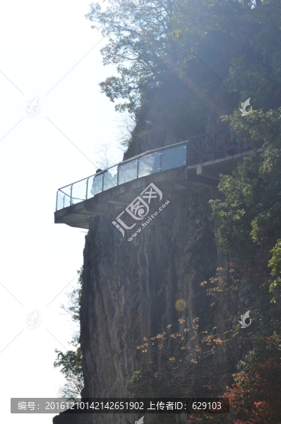 南宮山懸空棧道