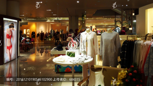 女裝商場,商場內(nèi)景,服裝商場