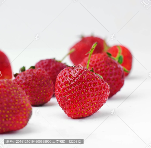 草莓組成