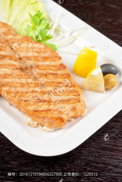 烤鮭魚(yú)排
