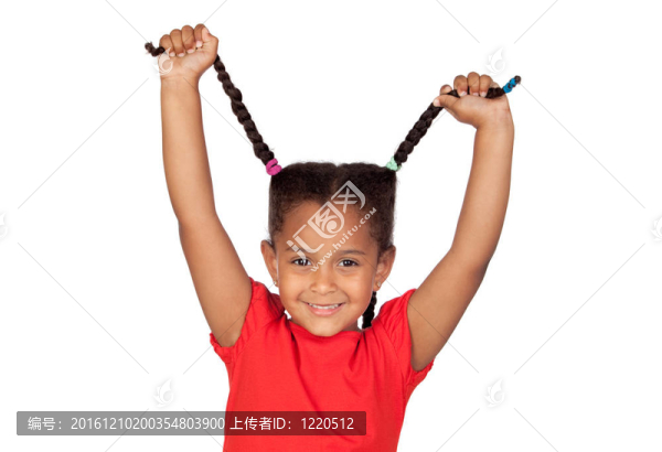 小女孩拉著長(zhǎng)長(zhǎng)的發(fā)辮