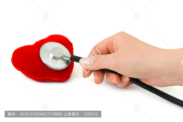 在手和心臟聽診器