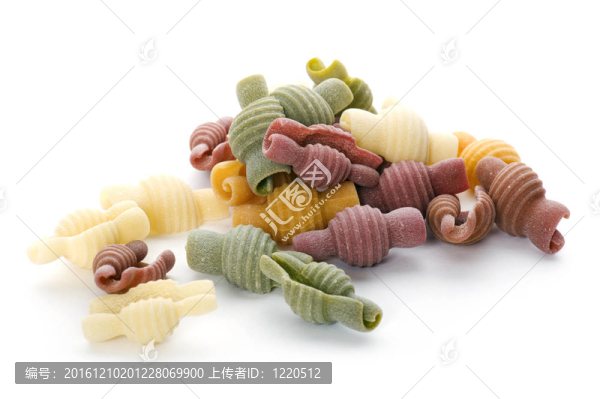 白底彩色意大利面
