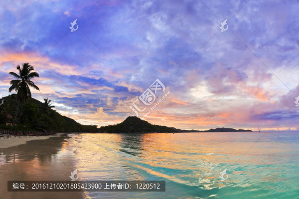 熱帶海灘科特迪瓦或日落；塞舌爾