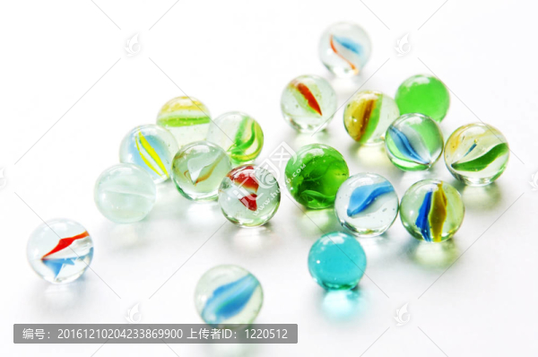 孤立的彈珠