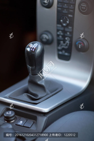 現(xiàn)代汽車內(nèi)飾
