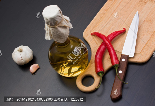 蔬菜和炊具