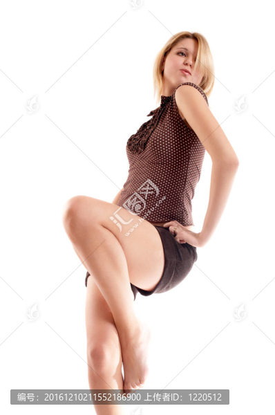 白色背景的女孩