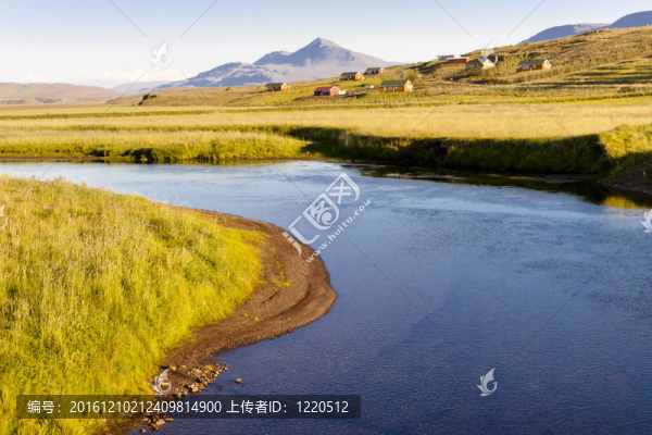 varmahlio村旁邊heradsvotn河-冰島