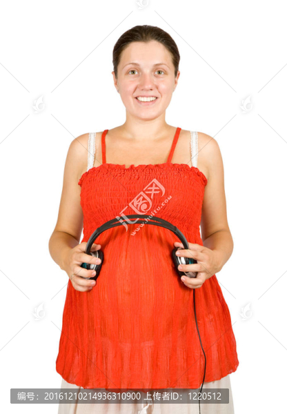 孕婦帶耳機(jī)