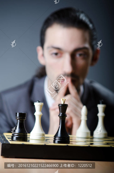 棋手玩他的游戲