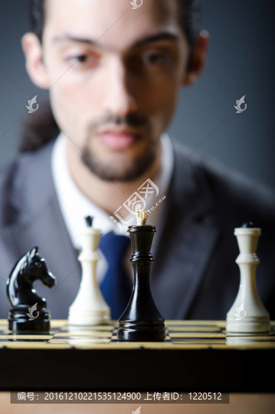 棋手玩他的游戲