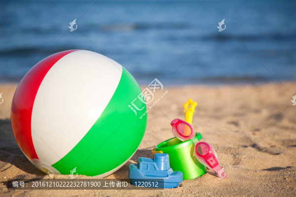 海灘上的兒童玩具