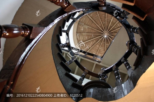 螺旋樓梯案