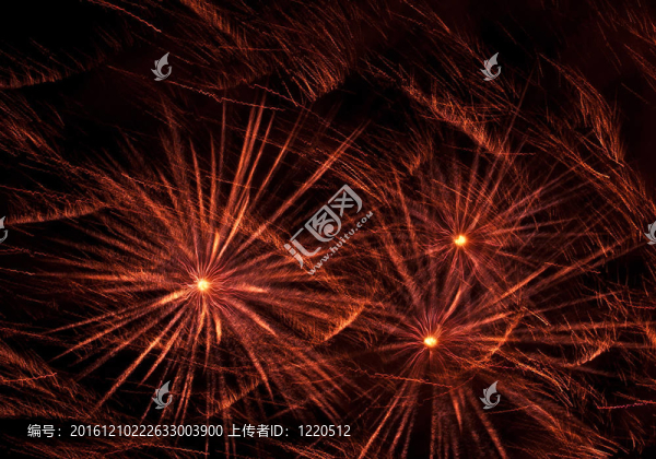 黑色背上的煙花摘要