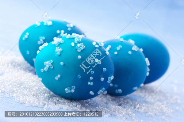 藍(lán)色的復(fù)活節(jié)彩蛋