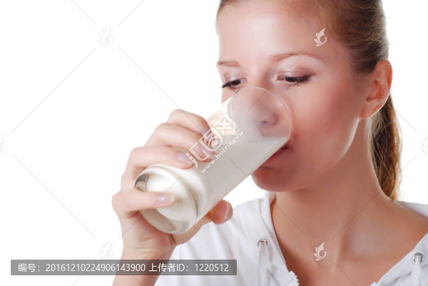 帶牛奶的女人