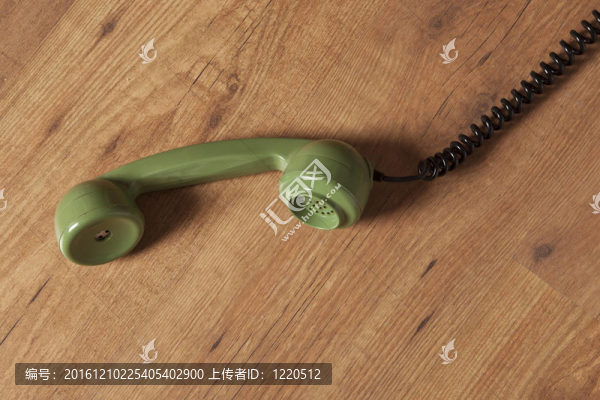 綠色手機
